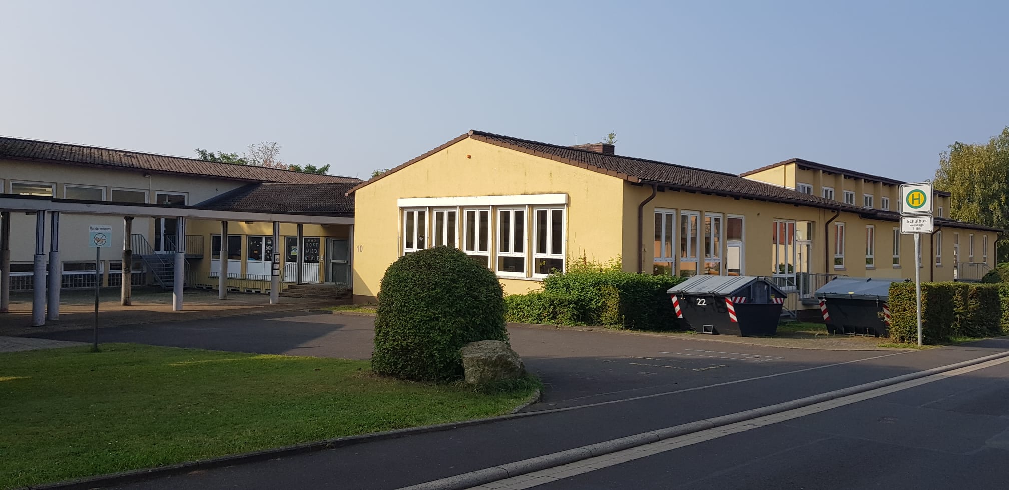 Sammelstelle: Alte Grundschule Hörstein